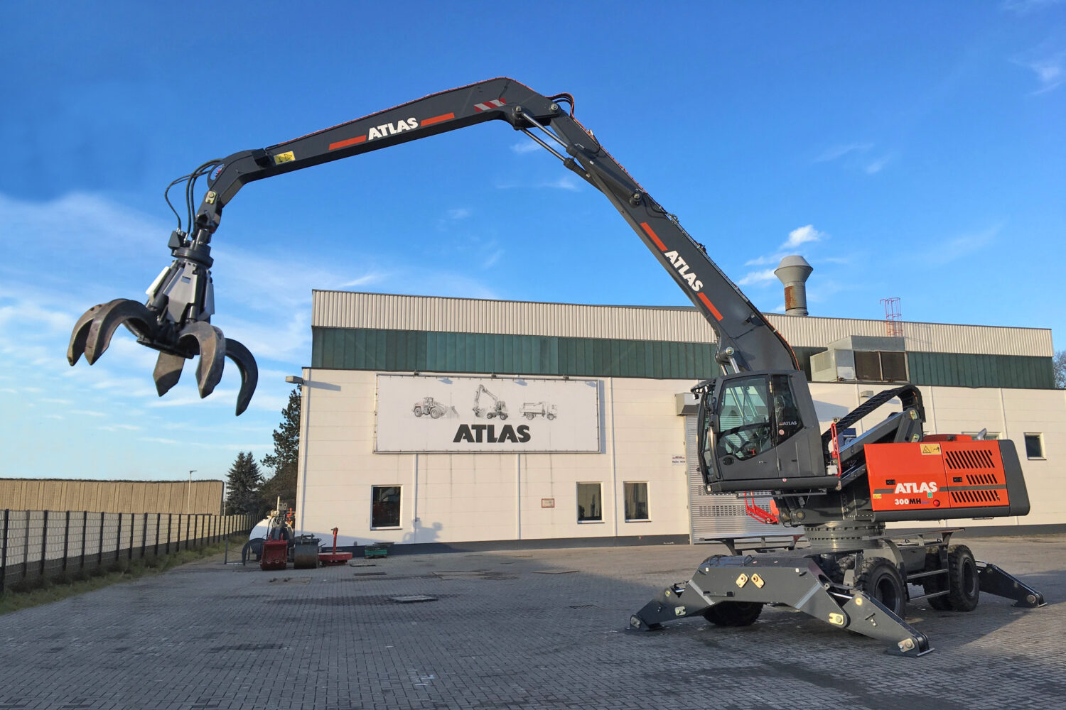 Umschlagbagger Atlas 300 MH